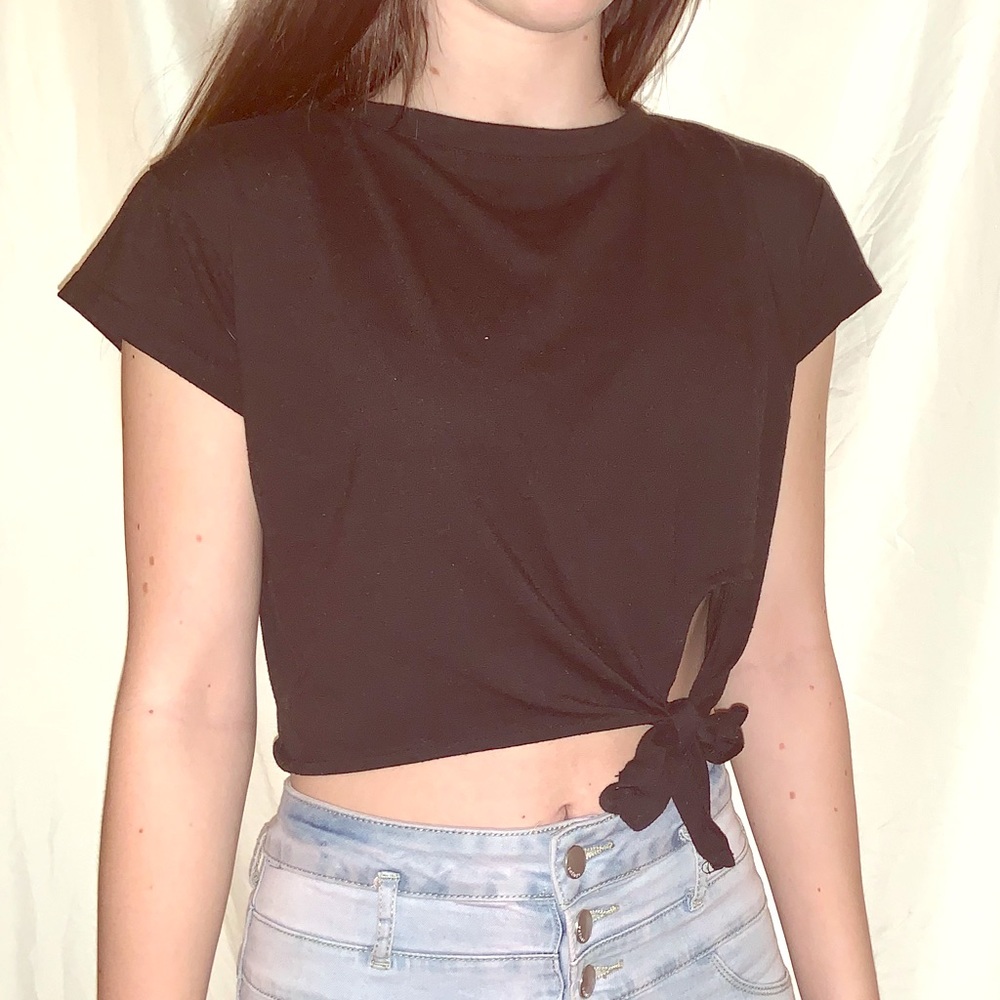 Crop top with bow